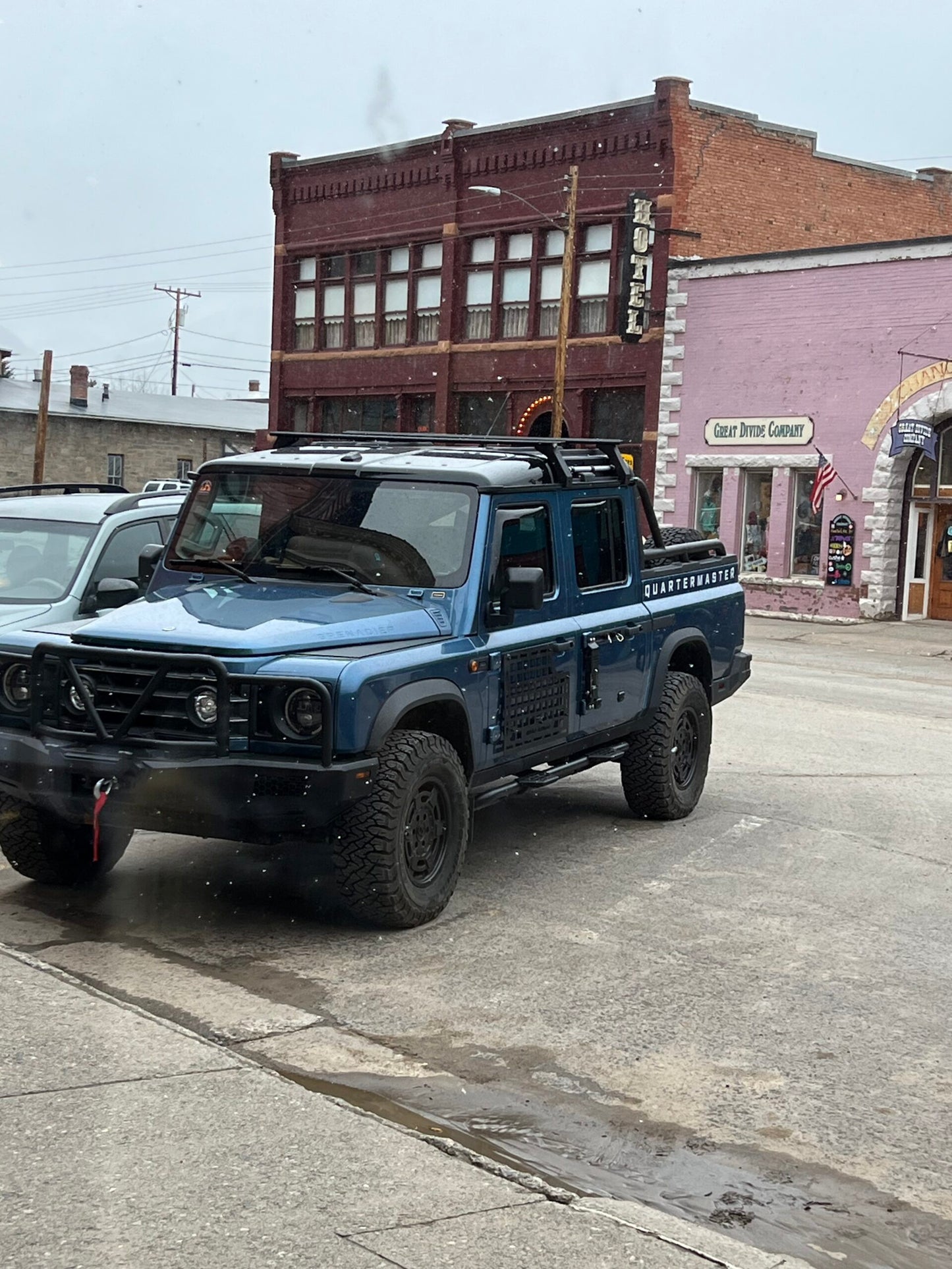 Stealth Front Integrated Winch Bumper Lonestar Guard – Grenadier & QuarterMaster