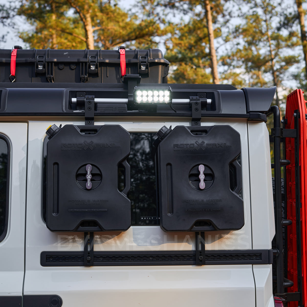 INEOS Grenadier: LED Side Flood Light – Roof Bar Mount & DTP Plug-In