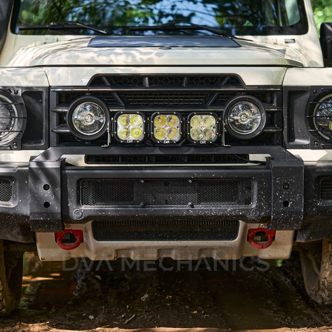 INEOS Grenadier: Front Bumper 3-Light Bar