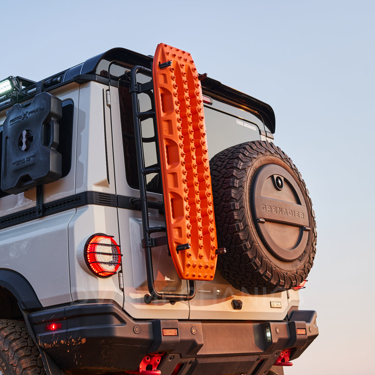 INEOS Grenadier: Ladder-Mounted Recovery Board Carrier – MaxTrax MKII & Lite
