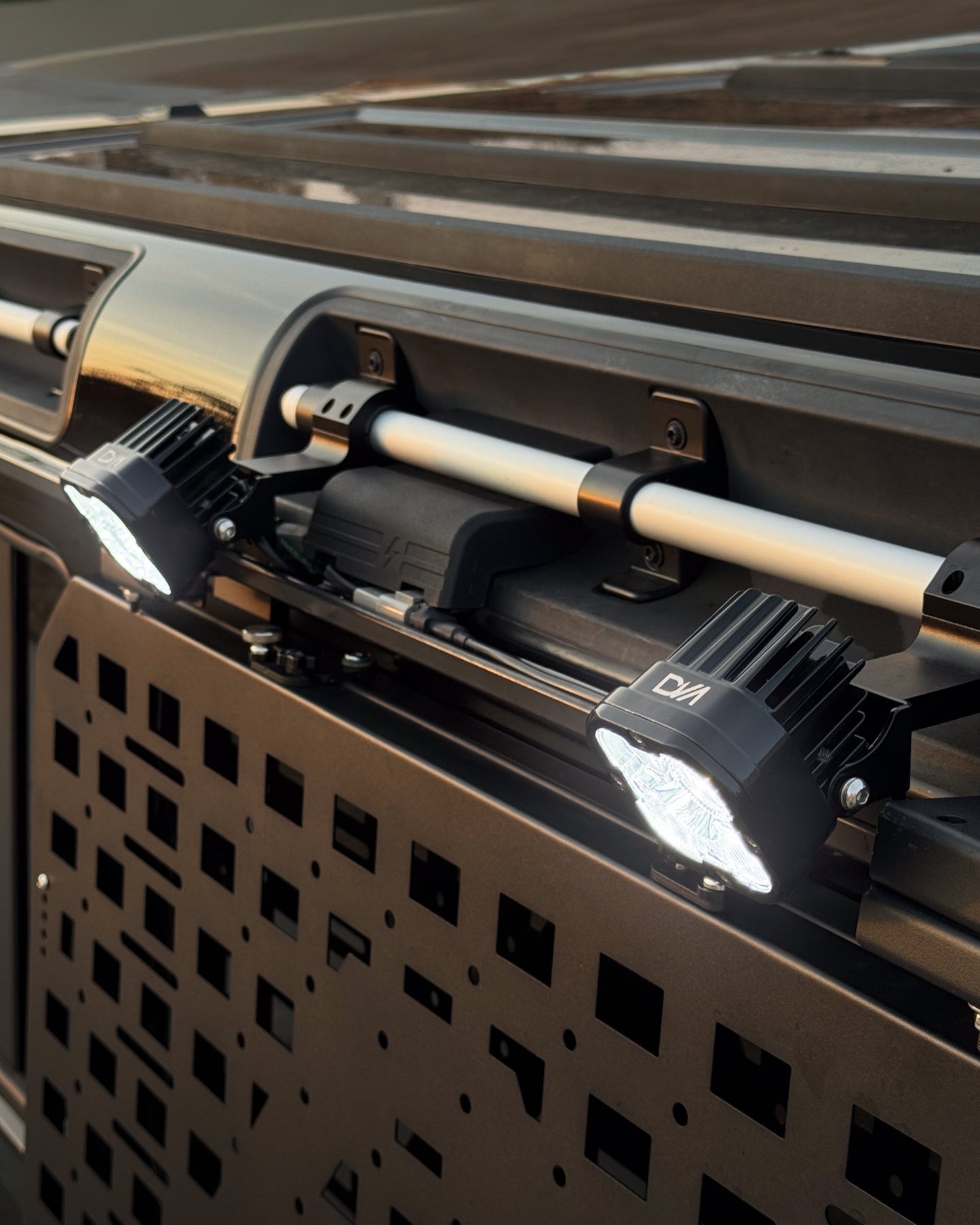 INEOS Grenadier: LED Side Light – Roof Bar Mount & DTP Plug-In