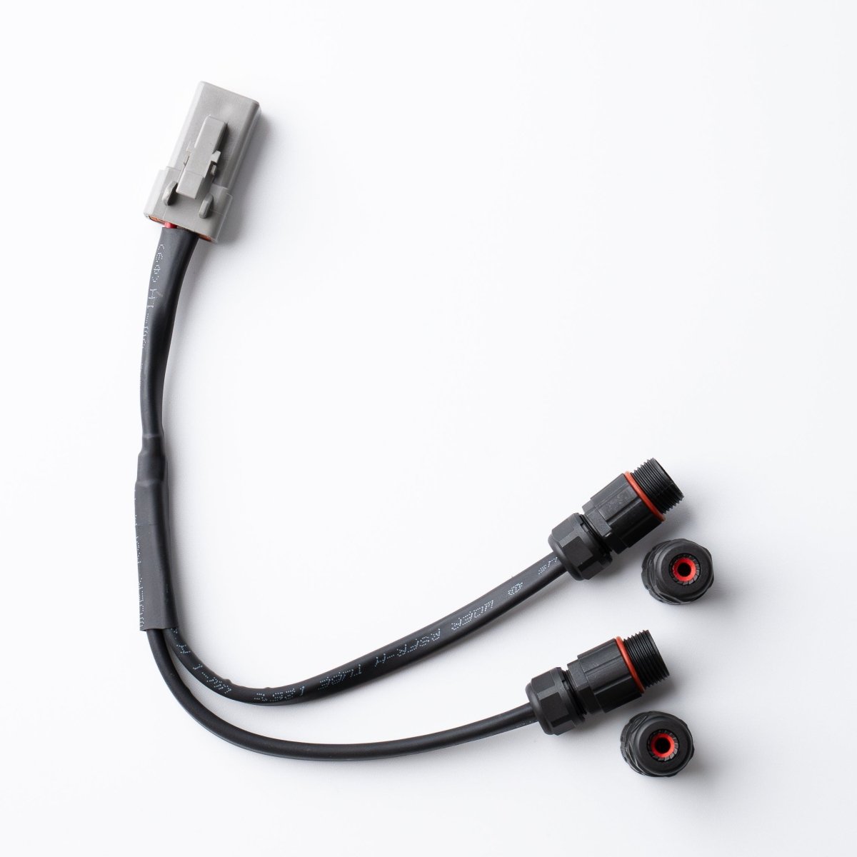 INEOS Grenadier: DTP-06-2S to IP65 Waterproof Splitter