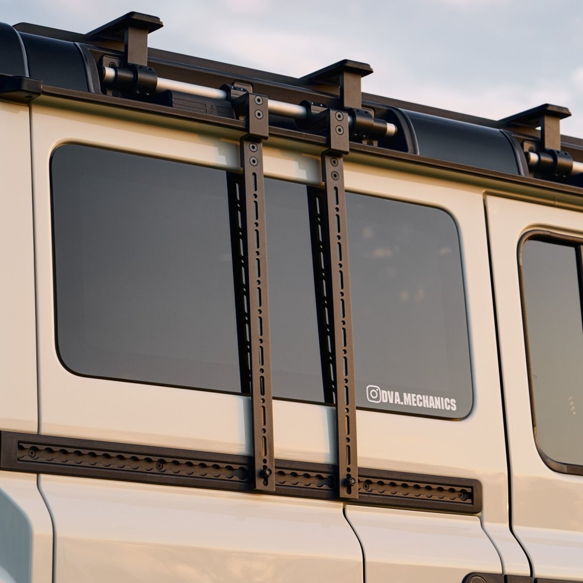 INEOS Grenadier: Side Accessory Carrier