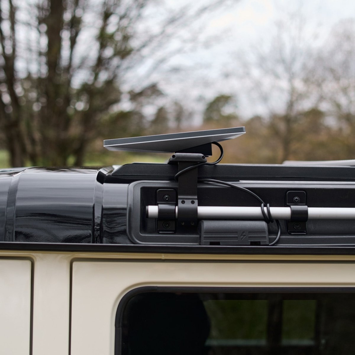 Starlink Mini Roof Rack Mount v2 – Universal Roof Rack Fit with Anti-Theft Kickstand