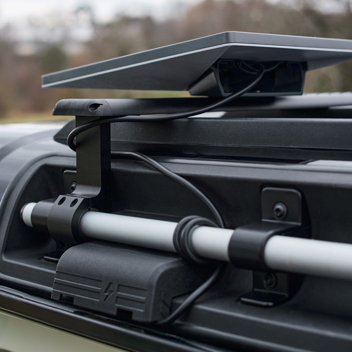 Starlink Mini Roof Rack Mount v2 – Universal Roof Rack Fit with Anti-Theft Kickstand
